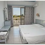 Happy Days Hotel, Adults Only 酒店 Theológos