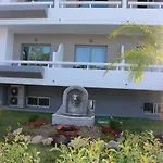 Happy Days Hotel, Adults Only 酒店