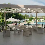 Happy Days Hotel, Adults Only 酒店 3*
