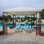 Hotel Happy Days Hotel, Adults Only