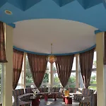 Happy Days Hotel, Adults Only