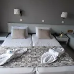 Happy Days Hotel, Adults Only Theológos