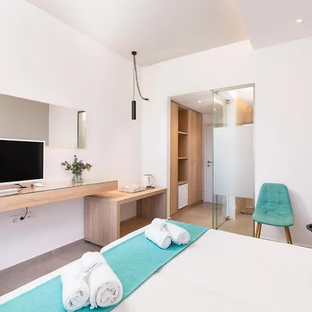 Ξενοδοχείο Happy Days Hotel, Adults Only