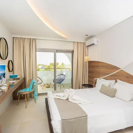Hotel Happy Days Hotel, Adults Only 3*
