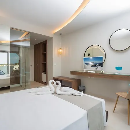 Happy Days Hotel, Adults Only Hotel