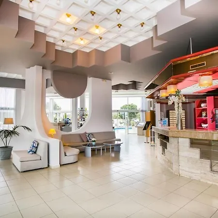 Ξενοδοχείο Happy Days Hotel, Adults Only Θεολόγος