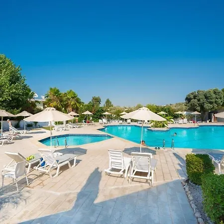 Happy Days Hotel, Adults Only Θεολόγος