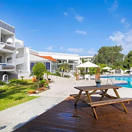 Ξενοδοχείο Happy Days Hotel, Adults Only Θεολόγος