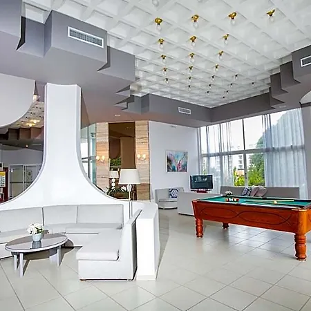 Happy Days Hotel, Adults Only