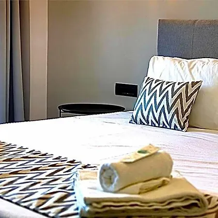 Ξενοδοχείο Happy Days Hotel, Adults Only 3*