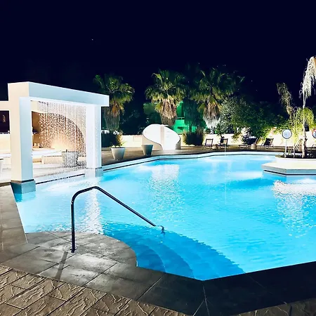 Happy Days Hotel, Adults Only Theológos