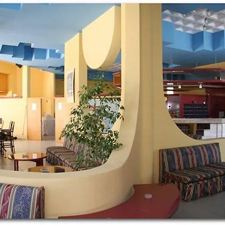 Happy Days Hotel, Adults Only Hotel