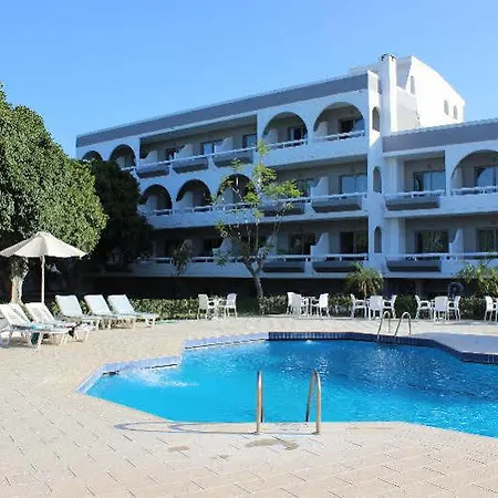 Отель Happy Days Hotel, Adults Only 3*