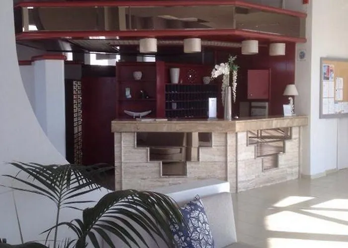 Happy Days Hotel, Adults Only Otel 3*