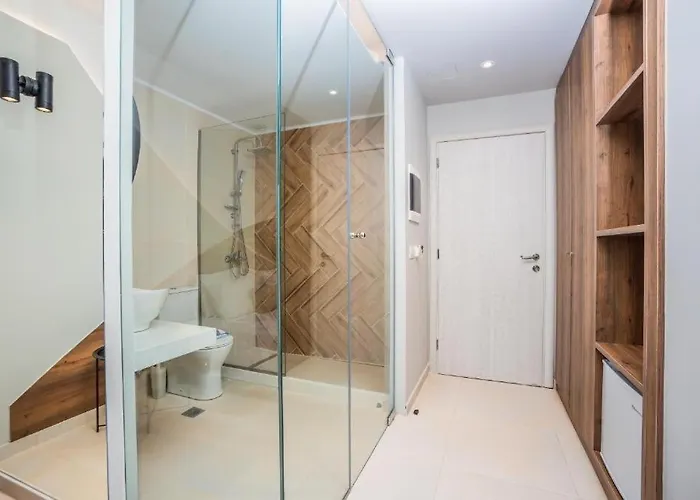 Happy Days Hotel, Adults Only Otel 3*