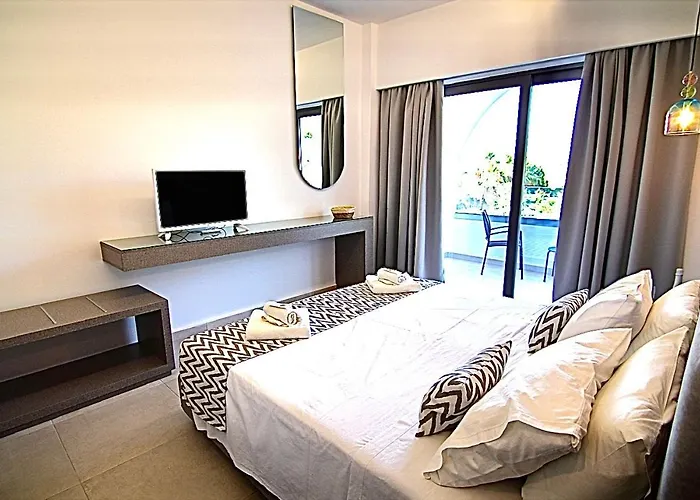 Happy Days Hotel, Adults Only 3* Theológos