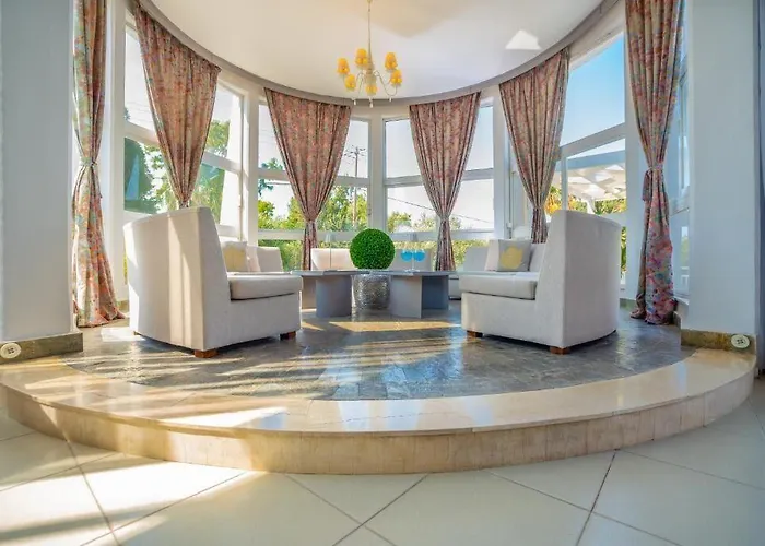 Otel Happy Days Hotel, Adults Only Theológos