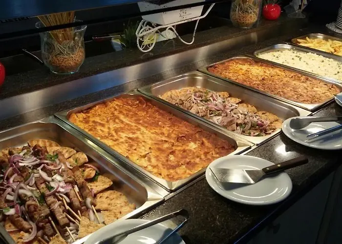 Happy Days Hotel, Adults Only Otel 3*