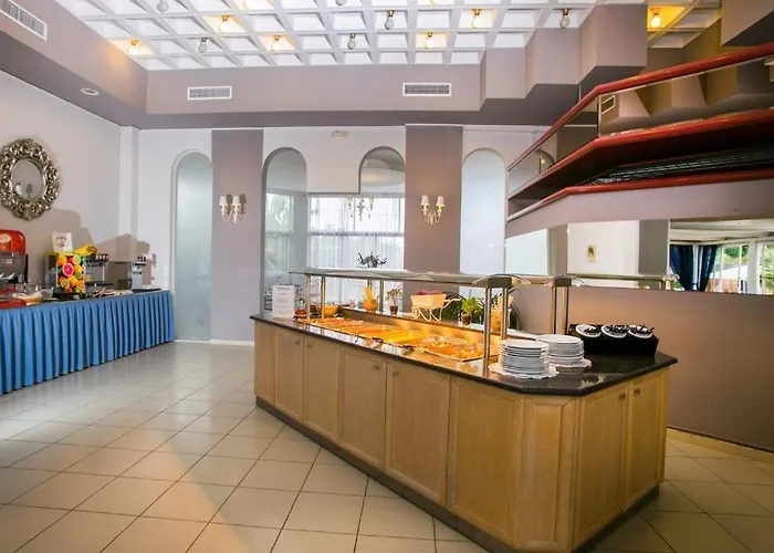 Otel Happy Days Hotel, Adults Only