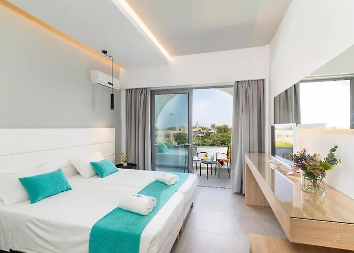 Happy Days Hotel, Adults Only Otel Theológos