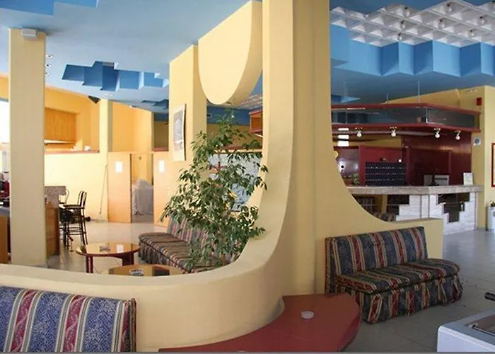 Happy Days Hotel, Adults Only Otel