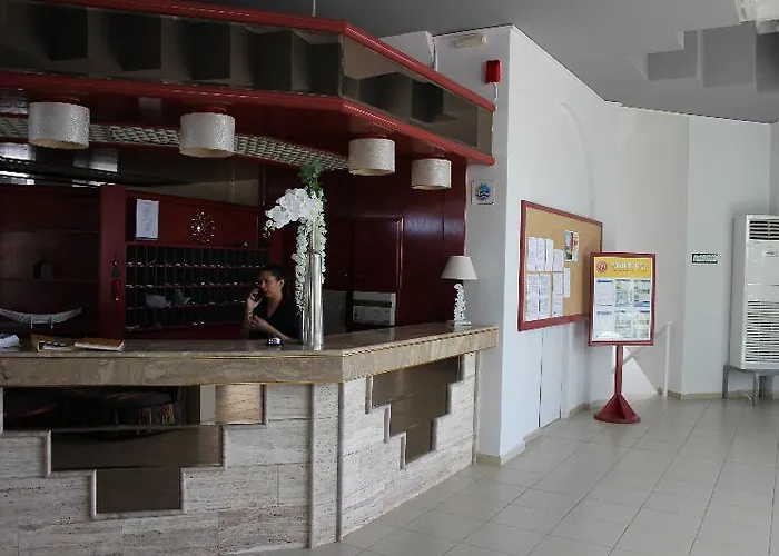 Happy Days Hotel, Adults Only 3*