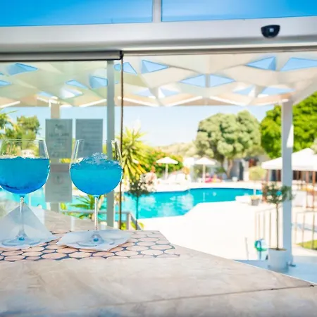 Happy Days Hotel, Adults Only