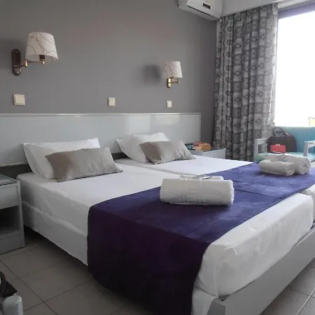 Happy Days Hotel, Adults Only