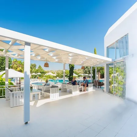 Отель Happy Days Hotel, Adults Only 3*