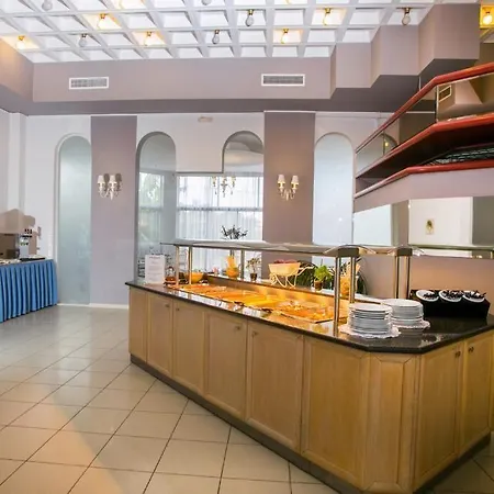 فندق Happy Days Hotel, Adults Only